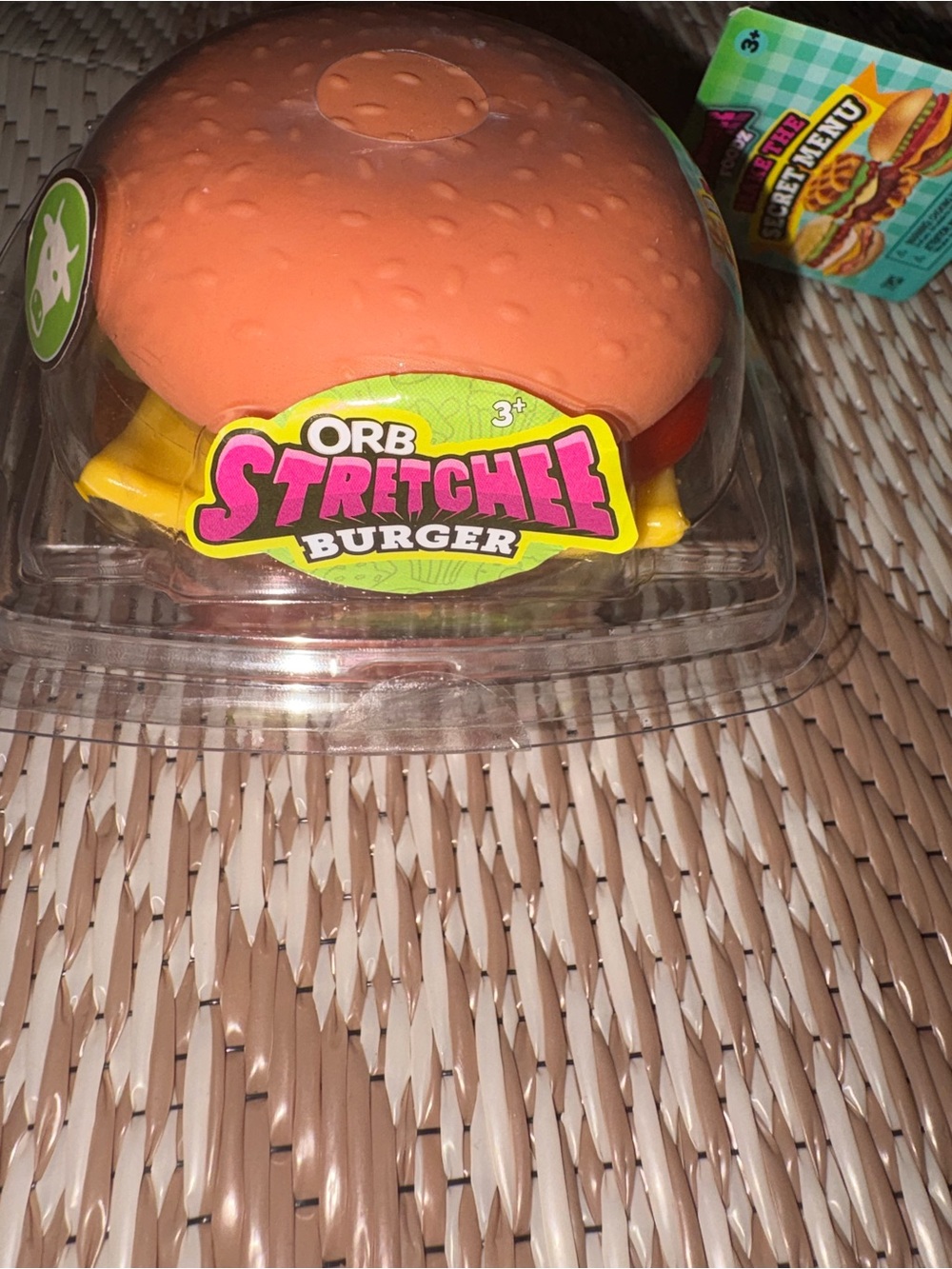ORB stretches Burger Kids Toy - Orange Play Burger